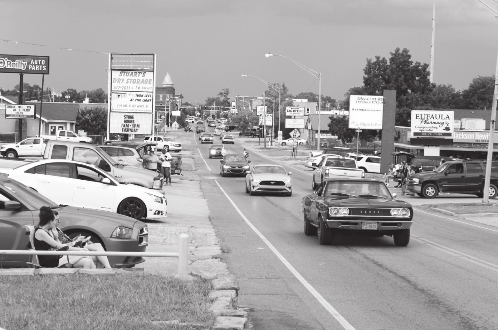 Cloudy skies cooled off Eufaula Cruise Night gallery