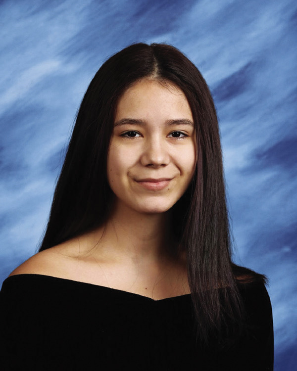 Valedictorians, Graduates of Distinction and Honor prepare for final